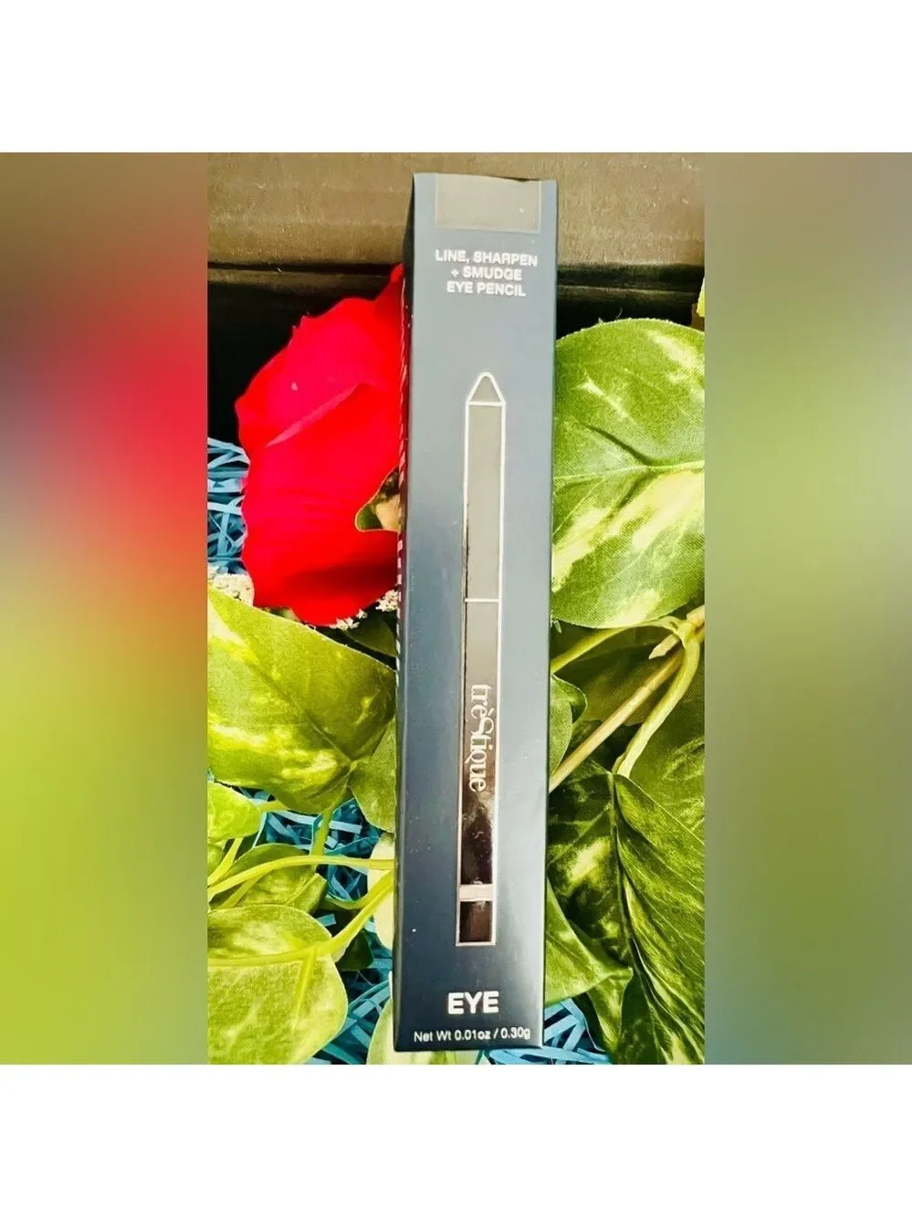 NIB treStiQue Line Sharpen + Smudge Dual-Ended Eye Pencil- Santorini Black Sands